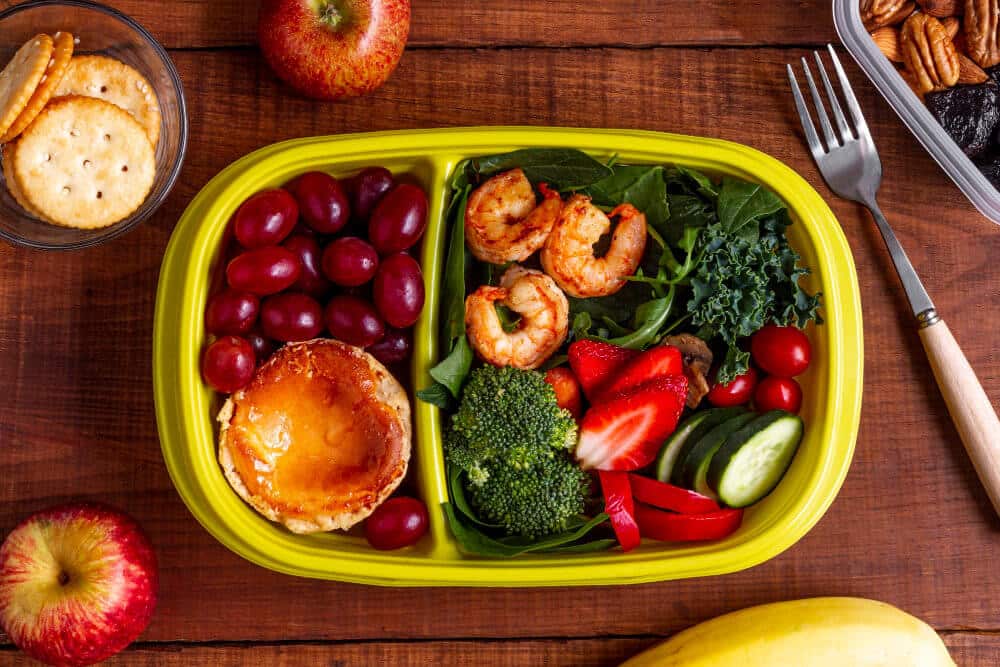 Zdrowy lunch box do pracy na zimno